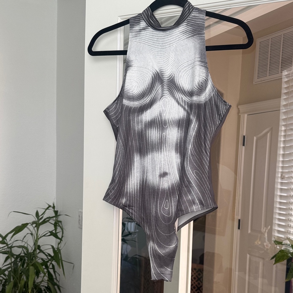 SHEIN Metallic Gray Sculpted Mock-Neck Bodysuit